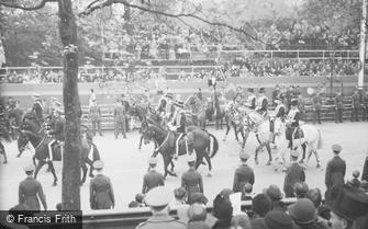 London, George VI Coronation, Military Parade 1937