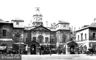 London, Horse Guards Arch c1880