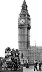 London, Houses of Parliament 1897