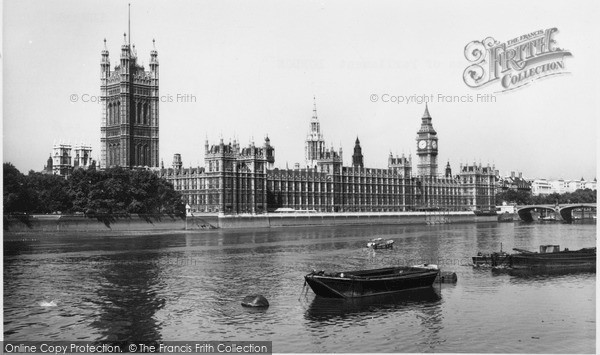 Photo of London, Houses Of Parliament c.1965