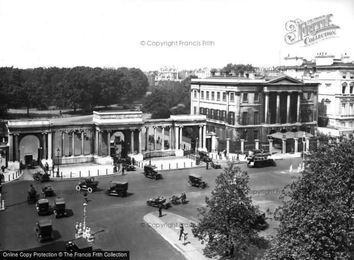 Photo of London, Hyde Park Corner, The Screen And Apsley House c.1920