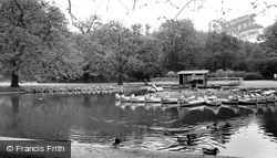 Kiddies Boating Lake, Regent's Park c.1965, London