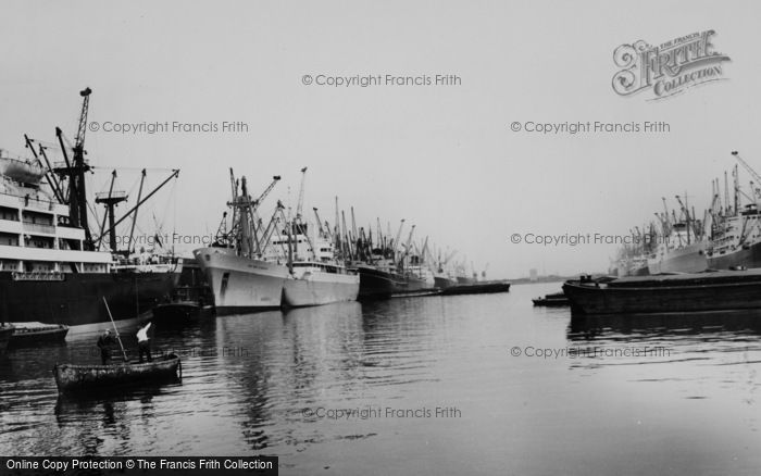 Photo of London, King George V Docks c.1965