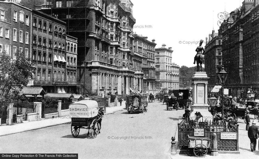 London, Knightsbridge c1900