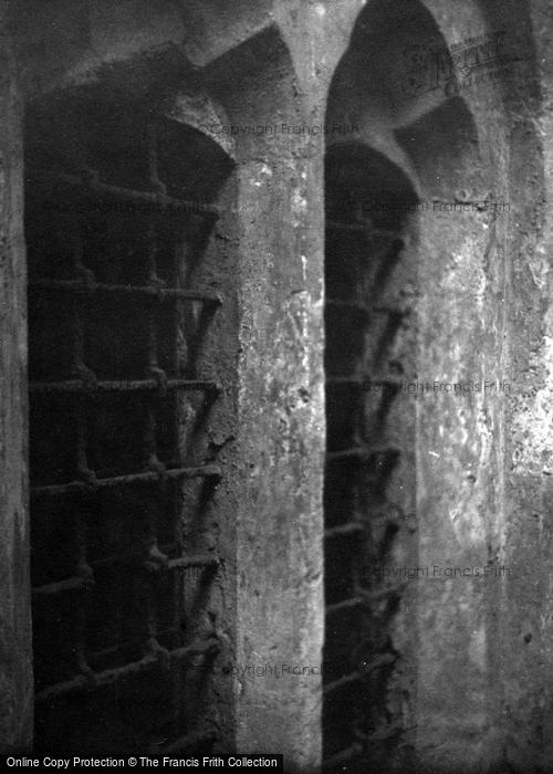 Photo of London, Lambeth Palace Window c.1950