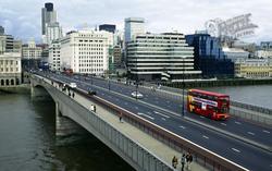 London Bridge c.2000, London
