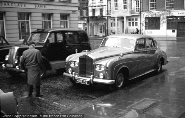 Photo of London, Mayfair 1964