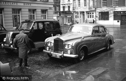 London, Mayfair 1964