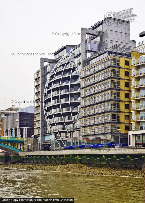 Photo of London, Modern Buildings On Bankside From Southwark Bridge 2010