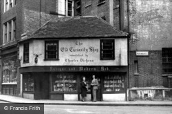 Old Curiosity Shop c.1950, London