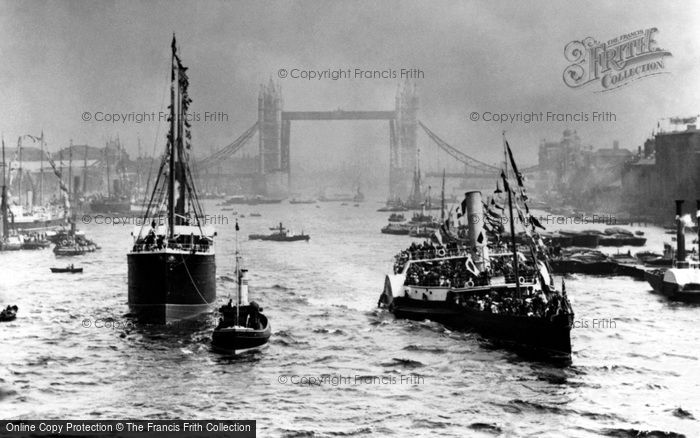 Photo of London, Opening Of Tower Bridge 1894
