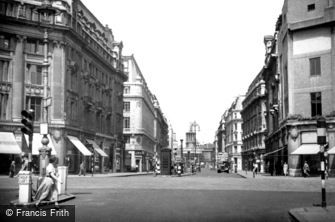 London, Oxford Circus c1950