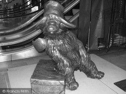 Paddington Station, The Paddington Bear Statue 2012, London