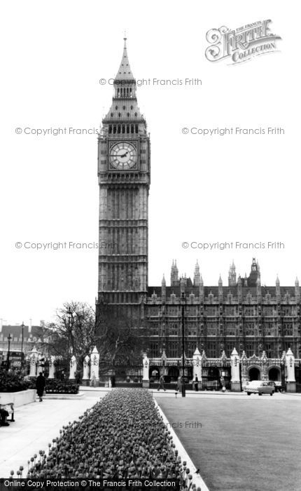 Photo of London, Parliament Square c.1965