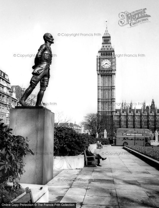 Photo of London, Parliament Square, General Smuts Statue And Big Ben c.1965
