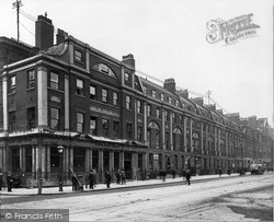 Parr's Bank, 1-9 Finsbury Square 1910, London