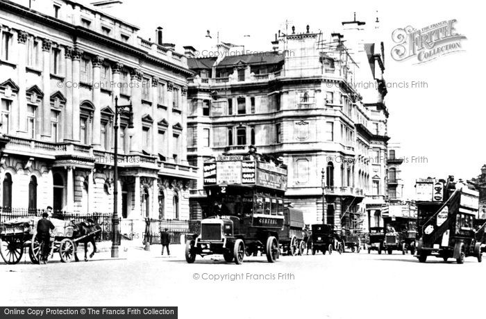 Photo of London, Piccadilly c.1915