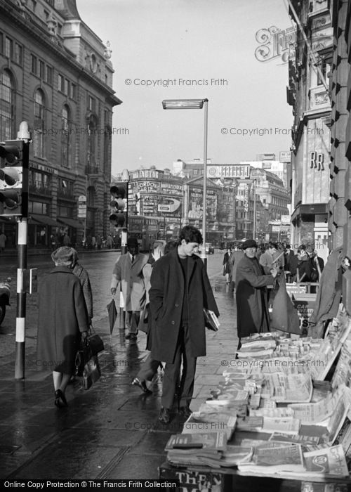 Photo of London, Piccadilly Looking Towards Piccadilly Circus 1964