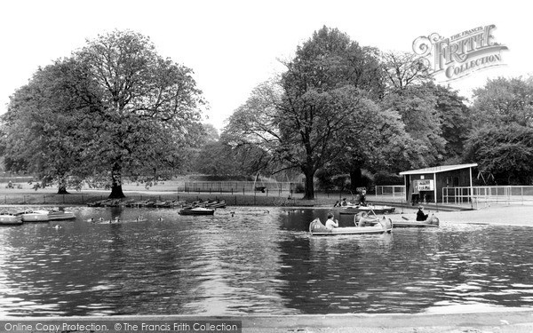 Photo of London, Regent's Park Boating Lake c.1965