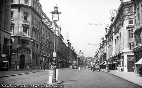 Photo of London, Regent Street c.1950