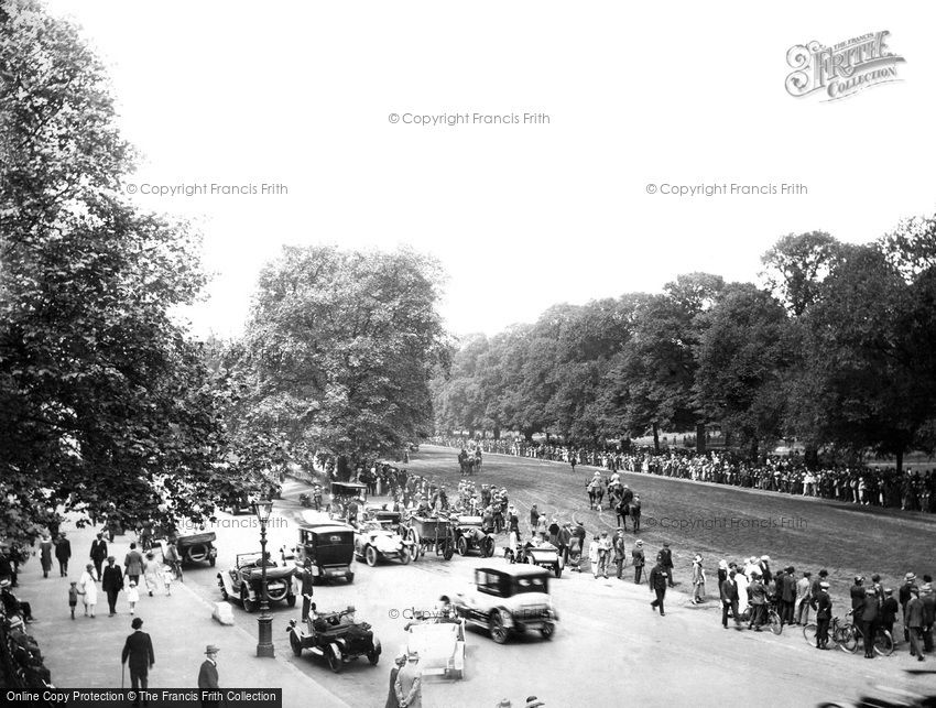 London, Rotten Row c1915