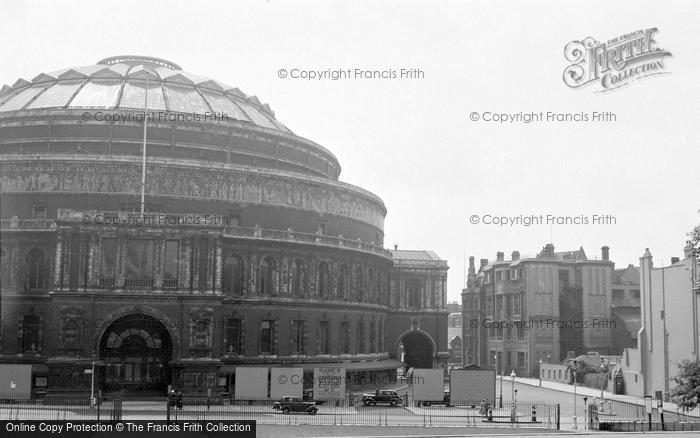 Photo of London, Royal Albert Hall c.1939