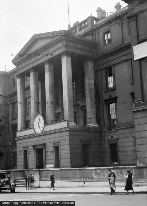 Photo of London, St George's Hospital c.1939