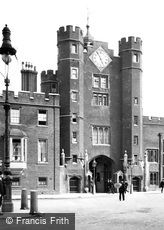 London, St James's Palace, the Gateway c1900