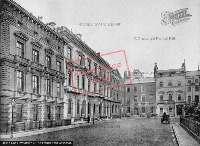 Photo of London, St James's Square c.1895