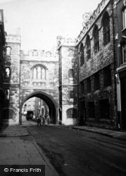 St John's Gate, Clerkenwell c.1950, London