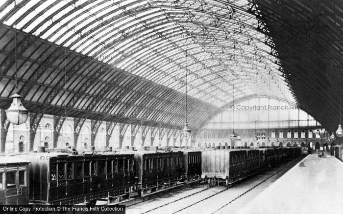 Photo of London, St Pancras Station c.1886