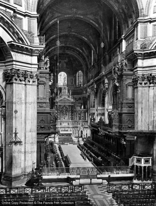 Photo of London, St Paul's Cathedral, Choir East c.1920