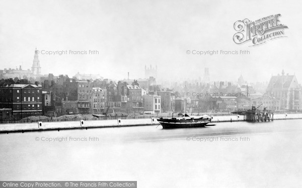 Photo of London, Thames Embankment c.1900