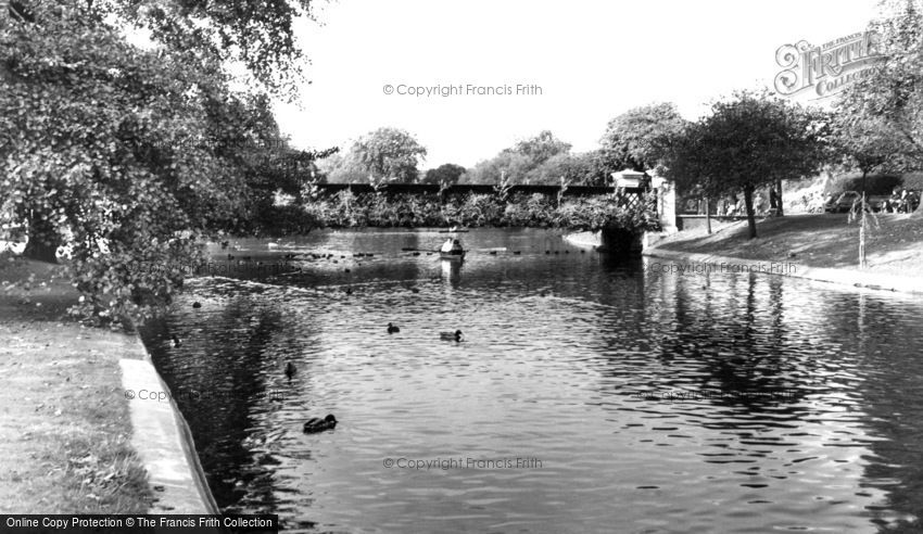 London, the Canal, Regent's Park c1965
