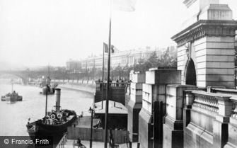 London, the Embankment from Temple Pier 1890