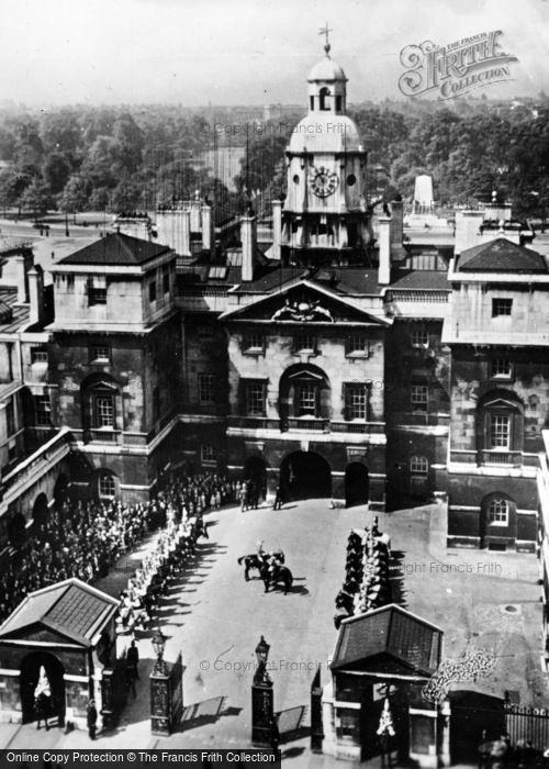 Photo of London, The Horse Guards c.1939