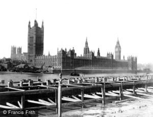 London, the Houses of Parliament c1866