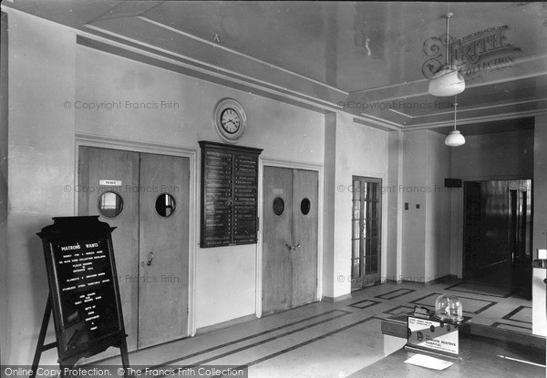Photo of London, The Main Hall, Princess Beatrice Hospital c.1950