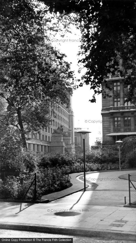 London, the Ministry of Agriculture c1955