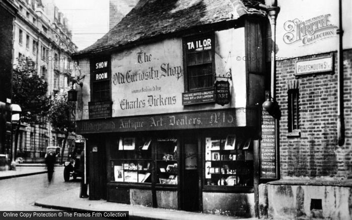 Photo of London, The Old Curiosity Shop c.1939