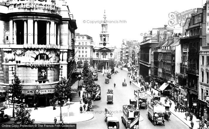 Photo of London, The Strand 1915