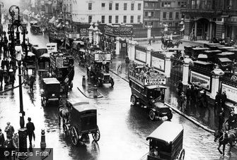 London, the Strand and Charing Cross c1910
