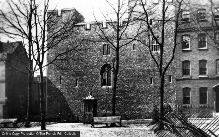 Photo of London, The Tower Of London, Beauchamp Tower c.1920