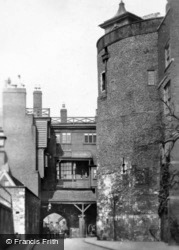 The Tower Of Bell Tower And Byward c.1920, London