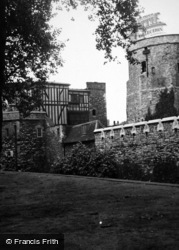 The Tower Of London c.1950, London