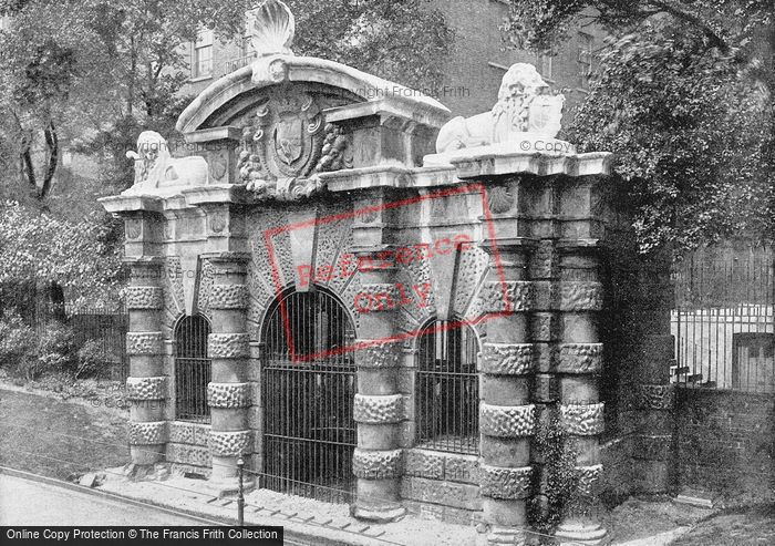 Photo of London, The York Watergate c.1895