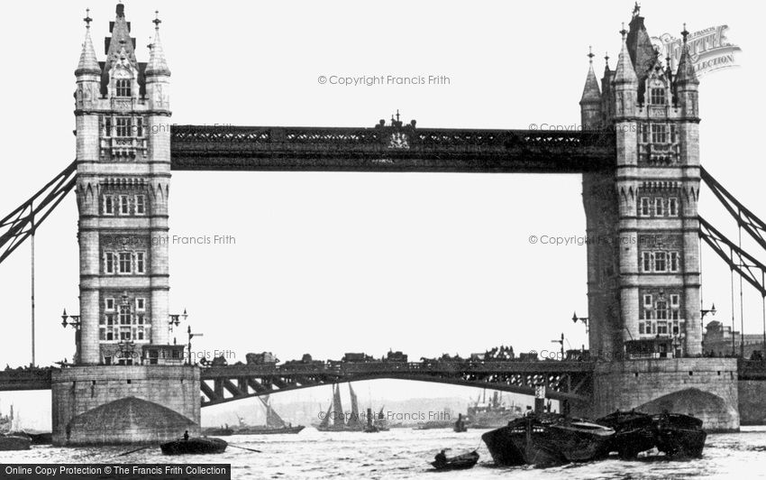 London, Tower Bridge 1910