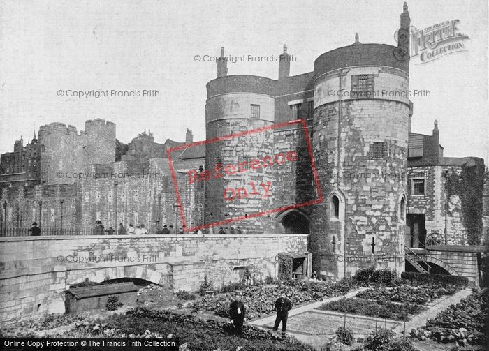 Photo of London, Tower Of London, The Beauchamp And Byward Towers c.1895