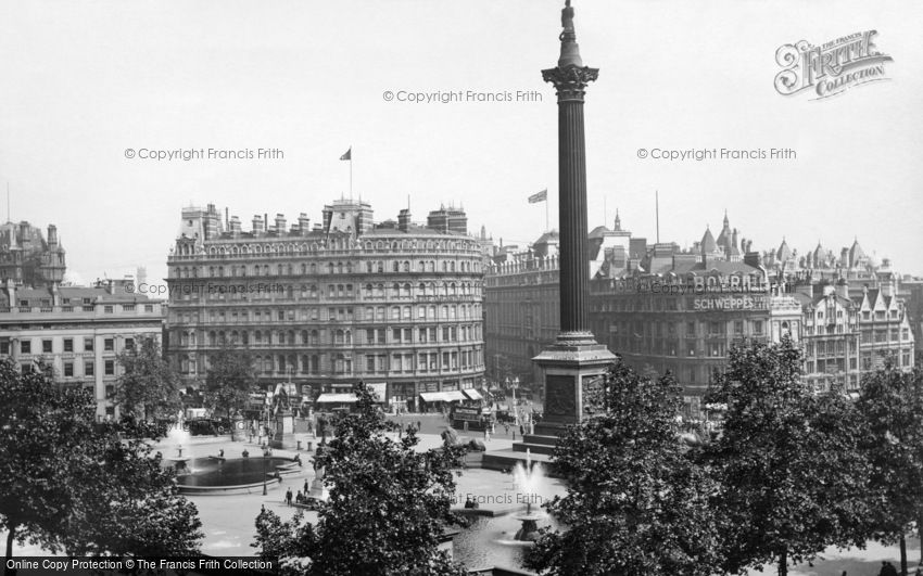 London, Trafalgar Square c1915