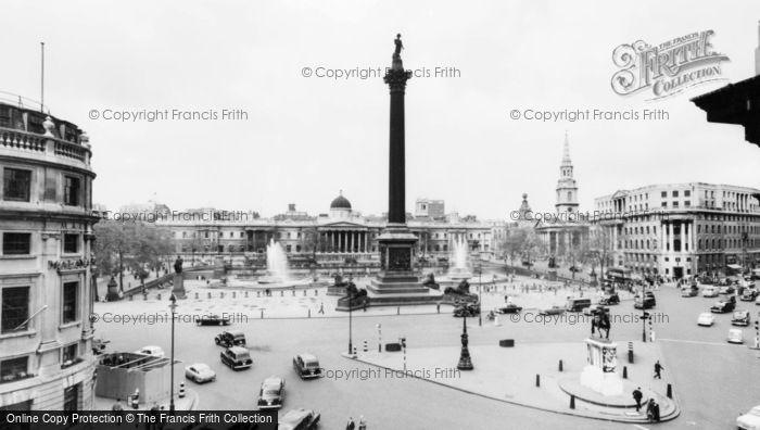 Photo of London, Trafalgar Square c.1960